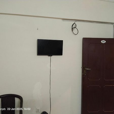 Shahzad Hotel Rawalpindi Exterior foto